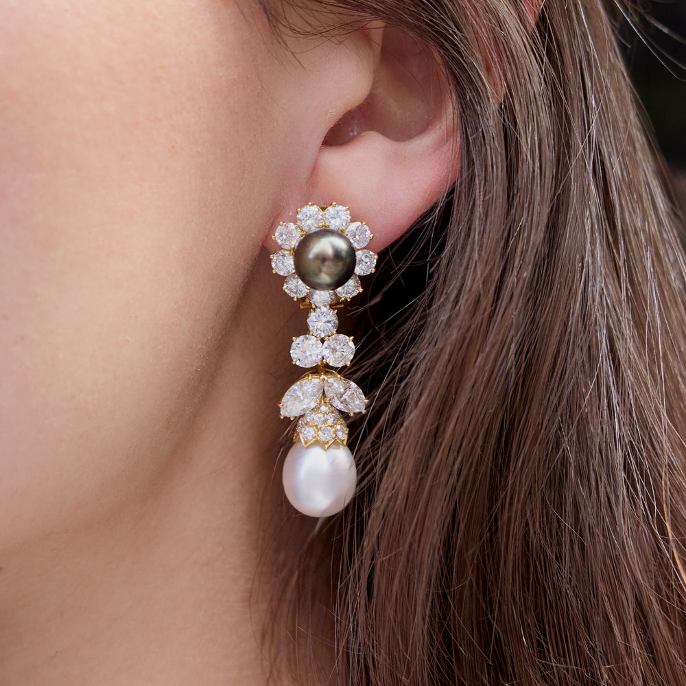 
                      
                        Macklowe Gallery Van Cleef & Arpels Diamond and Pearl Clip Earrings
                      
                    