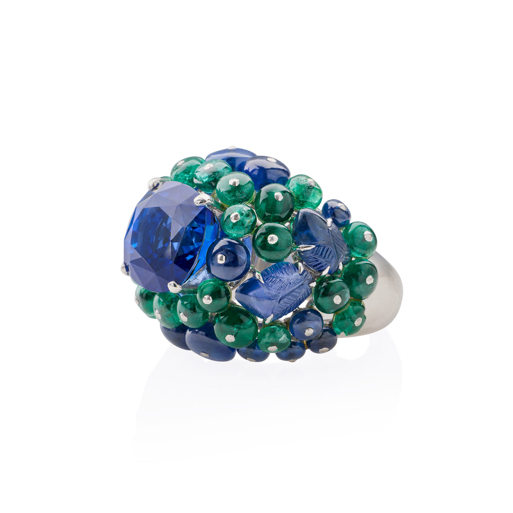 
                      
                        Macklowe Gallery Cartier Paris Ceylon Sapphire and Emerald Boule Ring
                      
                    