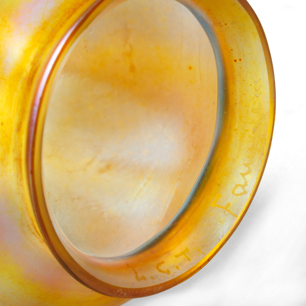 
                      
                        Macklowe Gallery Tiffany Studios New York "Jeweled Tulip Ball" Desk Lamp
                      
                    