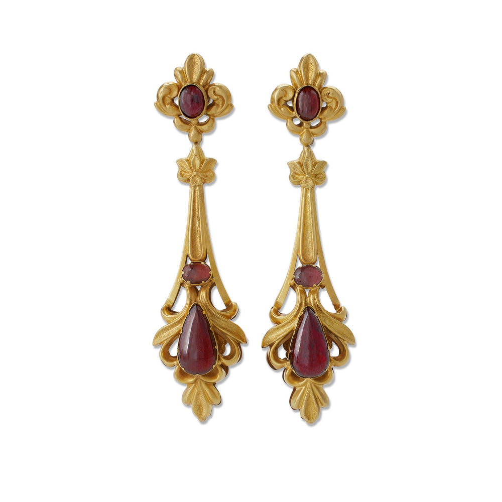 
                      
                        Macklowe Gallery English Cabochon Garnet Pendant Earrings and Pendant Necklace
                      
                    